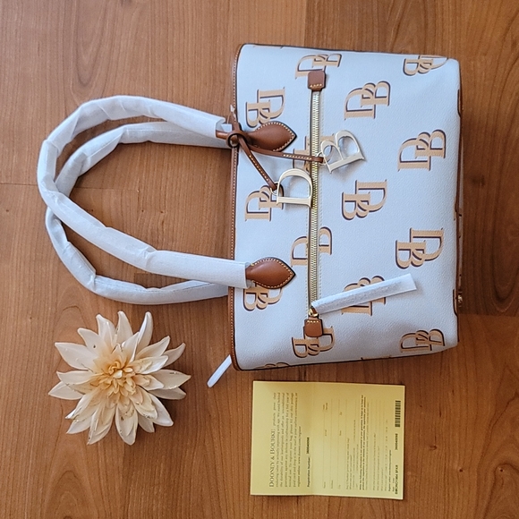 DOONEY & BOURKE Monogram Tote - Picture 12 of 14